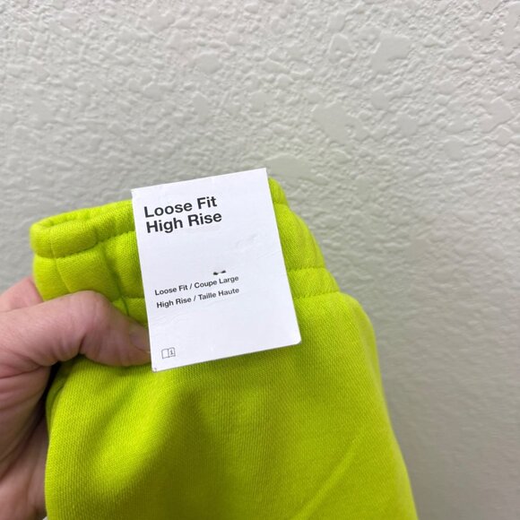 Nike Essential Fleece High Rise Atomic Green Shorts DM6123-321 Womens Medium NEW - Picture 5 of 12